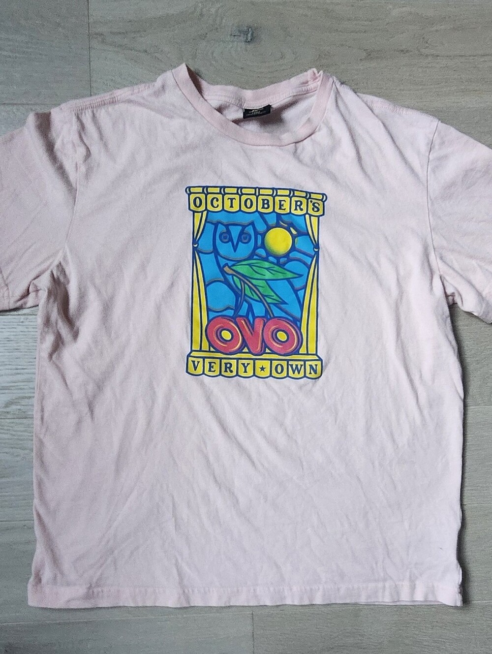 OVO October's Very Own Stained Glass Owl T-Shirt Pink Men's Large EUC SS21
